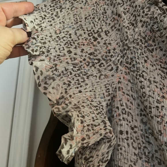 CATO Beige/Pink/Tan Camouflage Short Sleeve Smocked Babydoll Top, Sz 26/28, NWT. - Picture 4 of 8